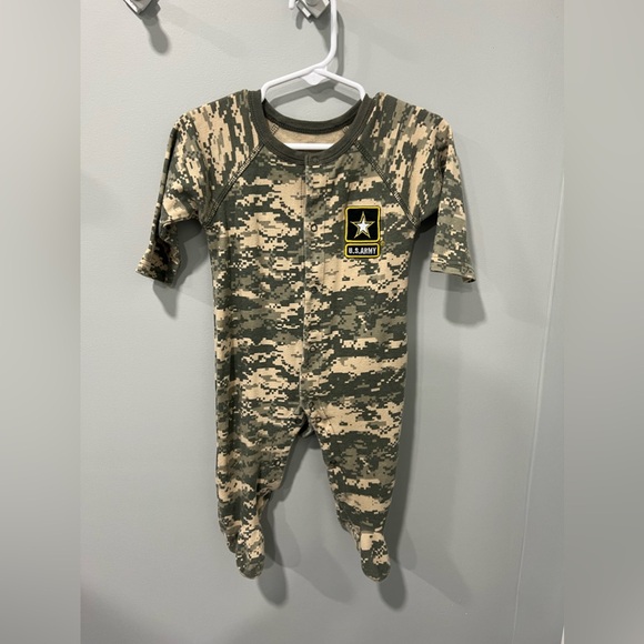 Tiny trooper US army pajamas size 6-9 months - Picture 1 of 4